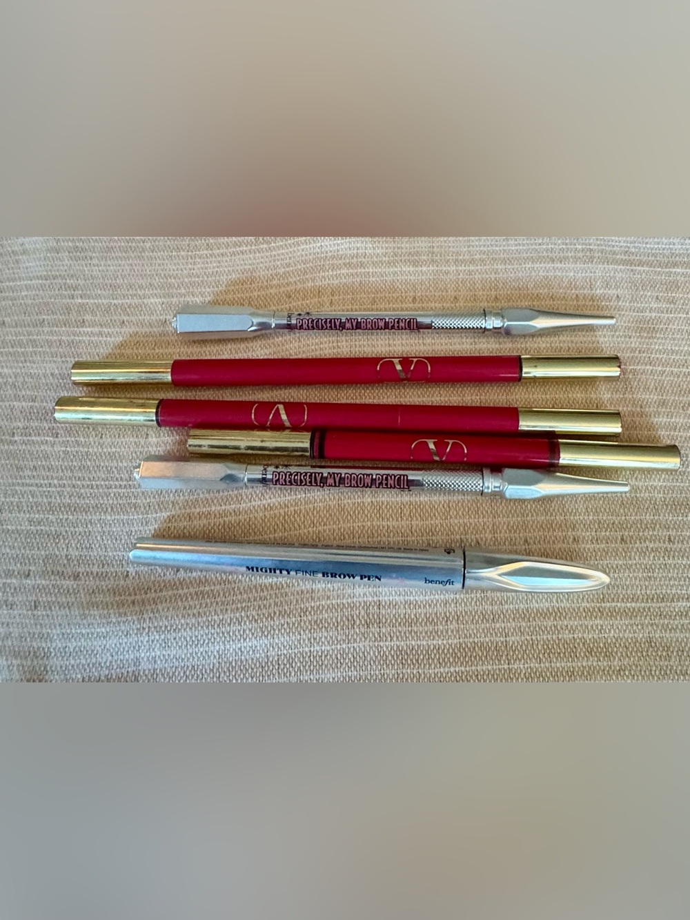 Benefit Red and Silver Brow Pencil & Brow Pen Set